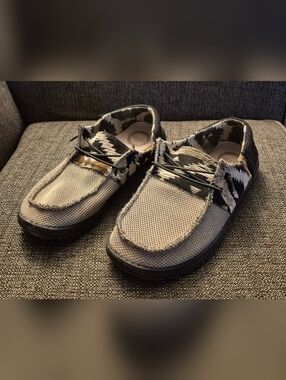 Hey Dude Wendy Slip On Shoes Size 10